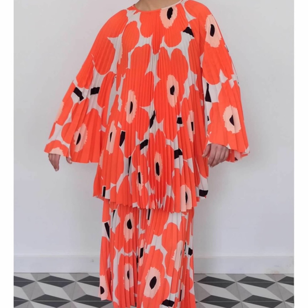 Marimekko Lepatus Pleated Unikko Print Tunic & Skirt Two-Piece Set Size XS - Picture 11 of 15